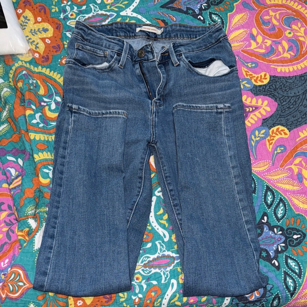 Levi's Dark Blue Ankle Jeans